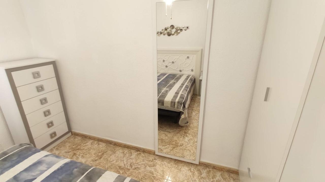 Appartamento Beautiful Flat With Sea View And Sound Of The Surf Santa Pola Esterno foto