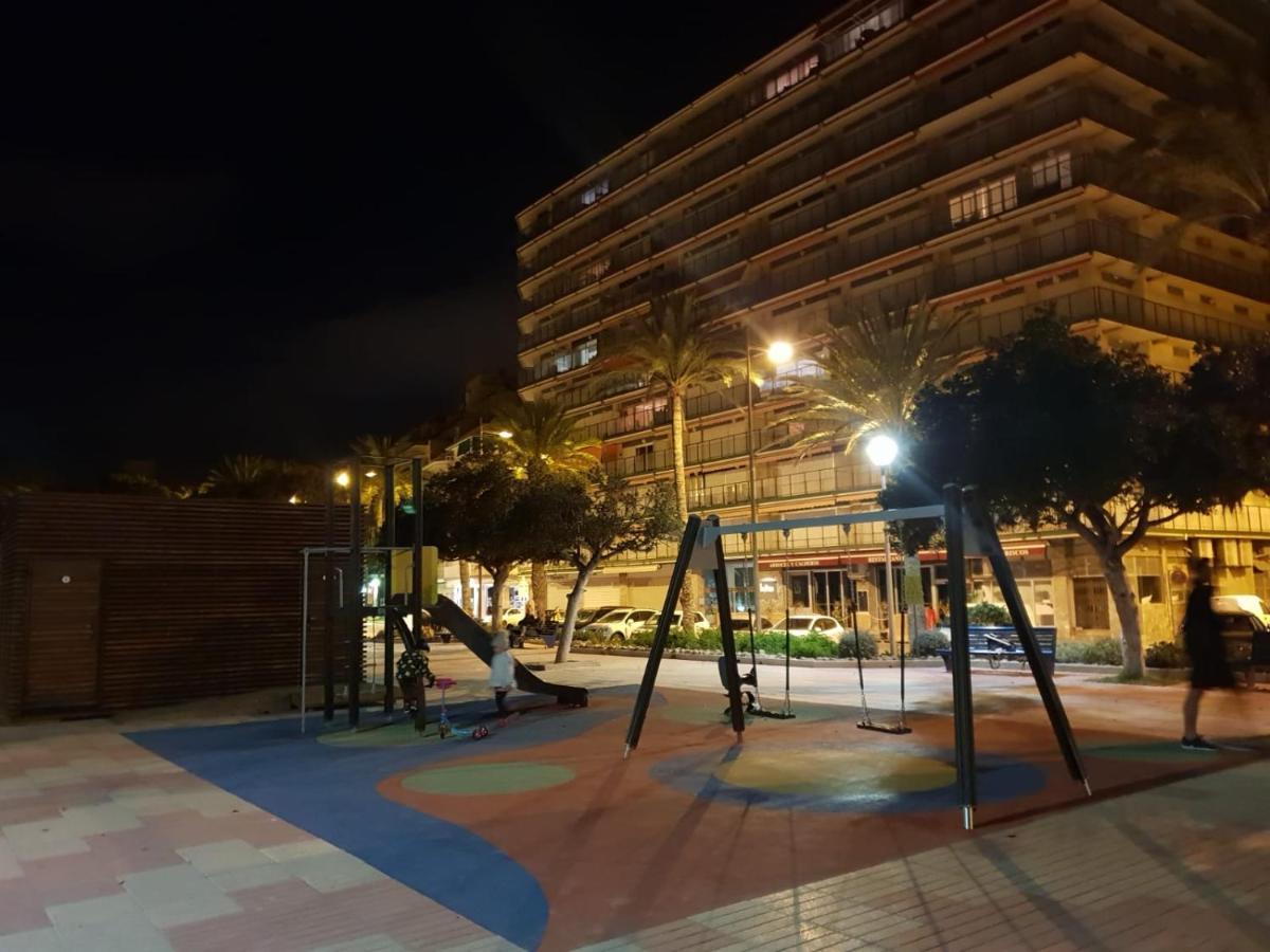 Appartamento Beautiful Flat With Sea View And Sound Of The Surf Santa Pola Esterno foto