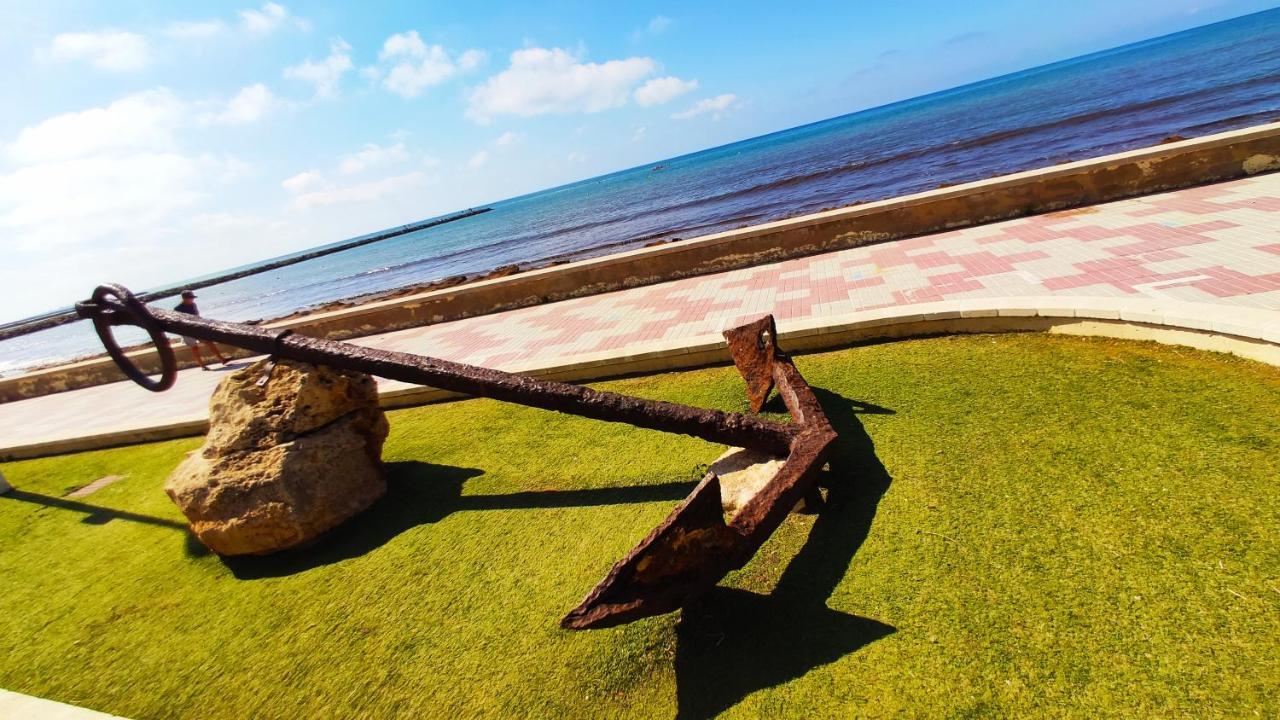 Appartamento Beautiful Flat With Sea View And Sound Of The Surf Santa Pola Esterno foto